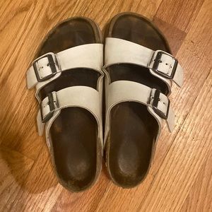 White Birkenstocks!😍🤗